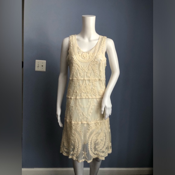 Knapp Studio Dresses & Skirts - Knapp Studio Size Medium Boho Cream Embroidered Dress